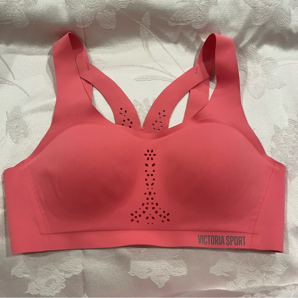 Victoria’s Secret Sport Angel Max Sports Padded Bra 34B
